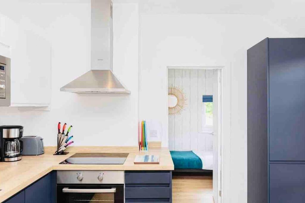 Sleeps 6 The Lovely Lymington Lock Off المظهر الخارجي الصورة