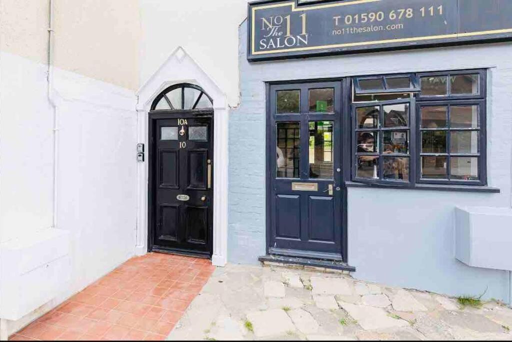 Sleeps 6 The Lovely Lymington Lock Off المظهر الخارجي الصورة