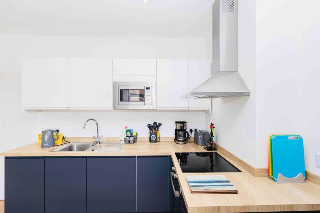 Sleeps 6 The Lovely Lymington Lock Off المظهر الخارجي الصورة